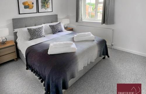 Farnham - 2 Bed House - Parking - Photo 8