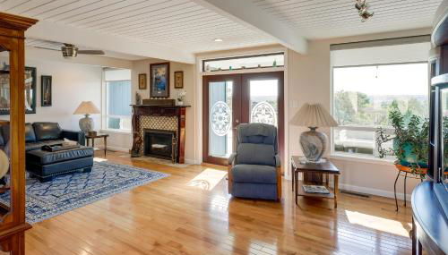 Home with Views and Fire Pit, 10 Mi to Aztec Ruins! - Foto 4