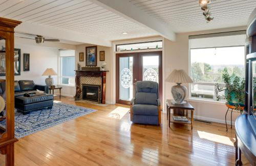 Home with Views and Fire Pit, 10 Mi to Aztec Ruins! - Foto 4