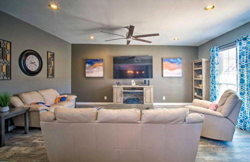 Modern El Paso Home with Backyard and Fire Pit! - Foto 5