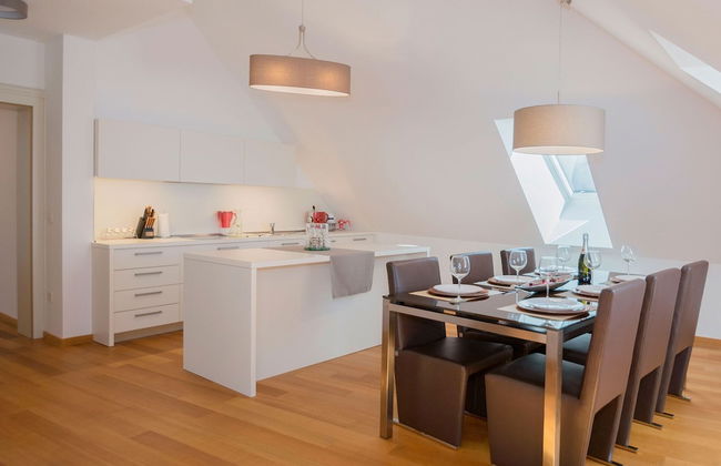 VIP Apartment - Photo 8