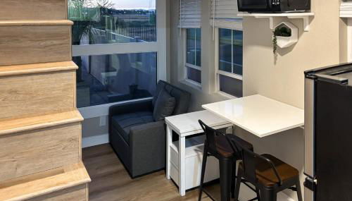 Pool and Hot Tub Access Cozy Perris Tiny Home - Foto 1