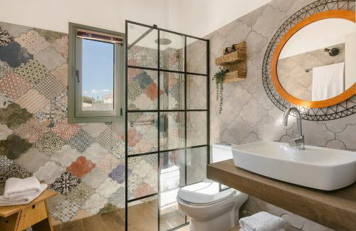 aZOLAki Suites - Photo 40