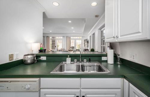 The Clubhouse Hideaway - The Greenview Den - Foto 27