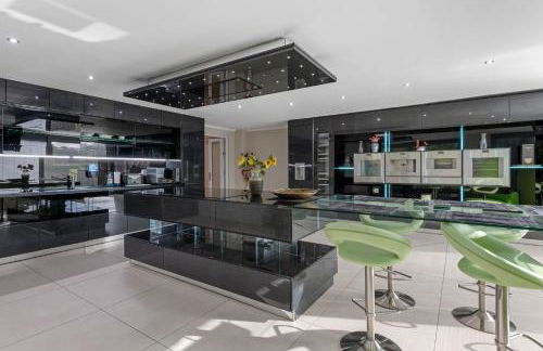 Home with Natural Mineral Spring Water near Stamford - Foto 13