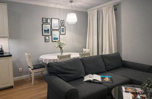 EUROPA22 Apartament z JACUZZI w samym sercu miasta Tomaszów Maz - balkon z widokiem na park i fontanny Szybkie zameldowanie od 13 - Foto 8