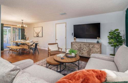 Chateau Relaxeau Game Room Hot Tub Fire Pit - Foto 12