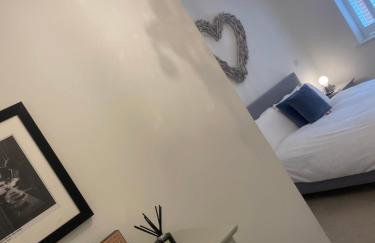 UNRIVALLED LOCATION - FIVE STAR - Worcester Apartment - Foto 5