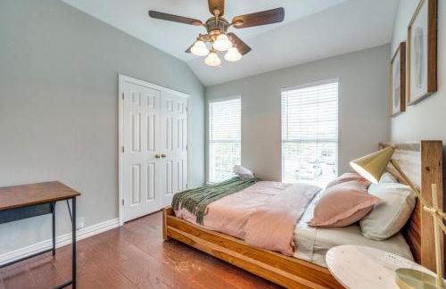 Lakefront Oasis King BDGame RoomLake Access - Foto 14