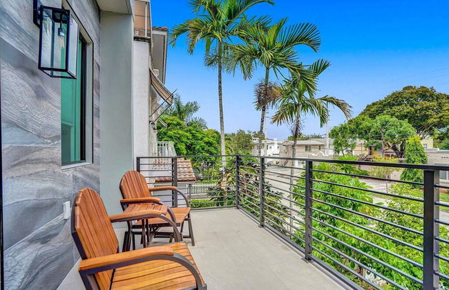 4BR w htd Pool Walk to Las Olas 5mins to Beach - Foto 44