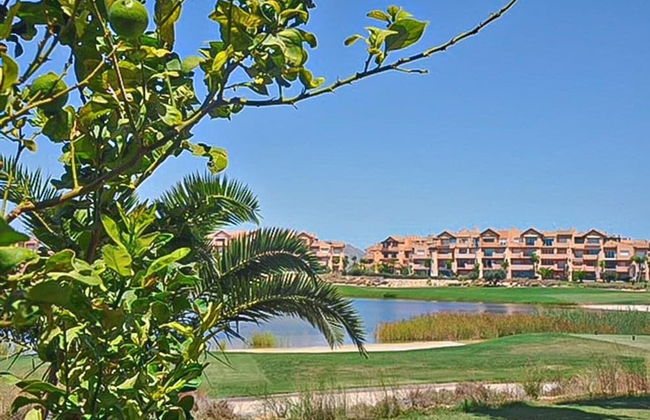 Extended Frontline Ground Floor Apartment - Foto 26