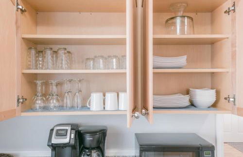 5 Bedroom House Cheerful Bungalow with AC Pet Friendly - Foto 23