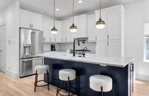 New Mountain Retreat with Hot Tub & Putting Green - Foto 3