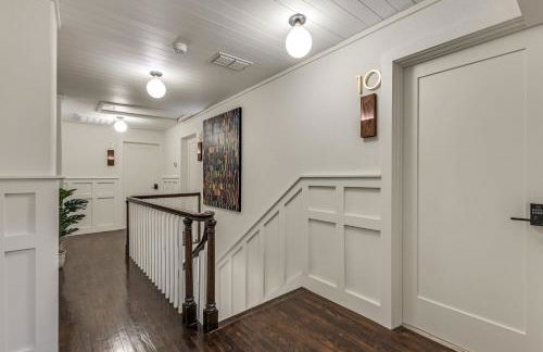 The Vanderbilt Mansion Apt 9 Near Downtown and TWU - Foto 9