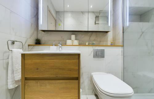 Luxury Stunning 2bedroom city centre - Foto 19