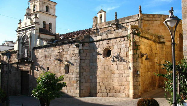 Free tour por Mérida - Foto 3, Concatedral de Santa María la Mayor con su campanario