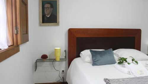 Cottage in Santa Comba with Pool - Photo 4