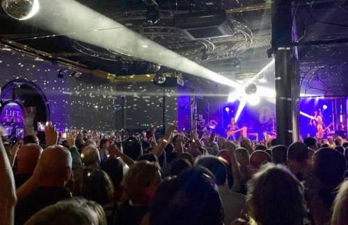 Flat1Hove- renovated, 2BR, patio, beach, free onsite parking - Foto 33