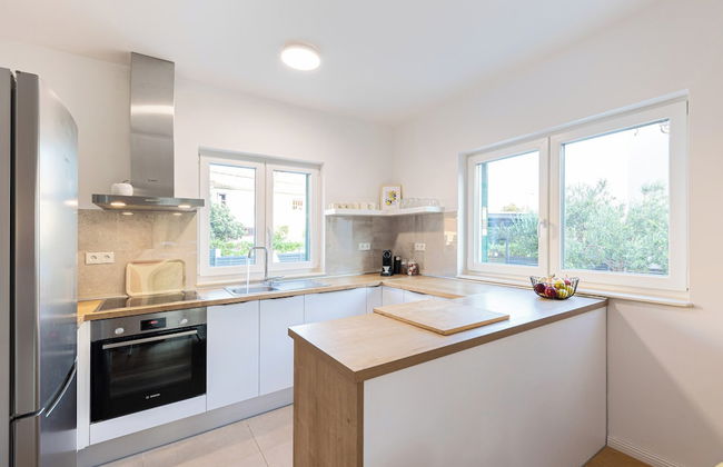 Olive Leaf - Ground Floor Apartment - Foto 12