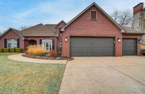 Pet-Friendly Tulsa Escape with Private Hot Tub! - Foto 39