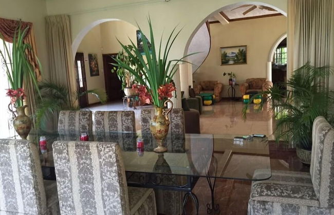 Mountain Top Villa - Photo 29