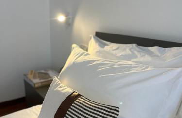 Saffron Suite, just a few minutes from the center and station - Foto 11