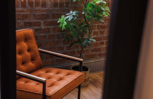 Free Parking, Liverpool City Escape, Sleeps 6 - Photo 20
