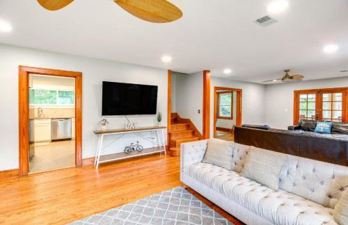 Charming Damascus Retreat with Deck and Creek Views! - Foto 7