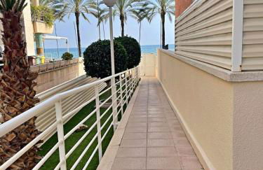 Precioso piso - 1ª línea de mar - Foto 17