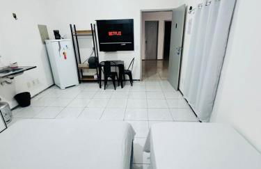 Ap no Derby com garagem e ar - Foto 2