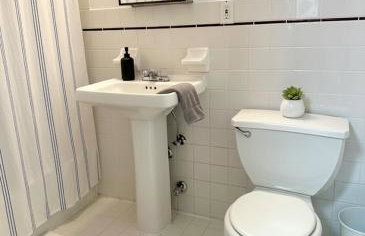 Beauty in the Heart of the Village - Foto 7