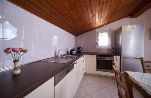 Apartments Lara - Photo 15