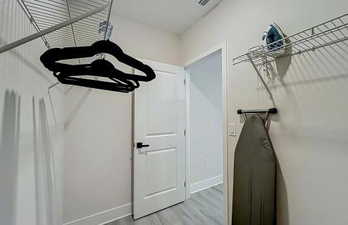 Full 3 BR 2 BA Home in Ocala Close to Key Sights - Photo 17