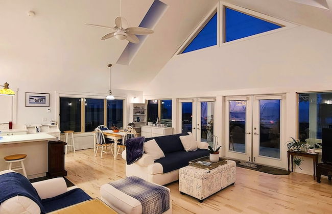 The White House - Photo 15