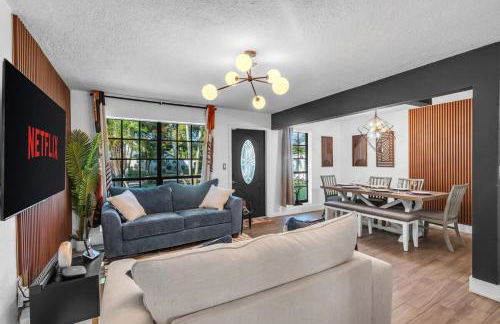 Prized by Florida |Private Pool and HotTub Oasis| - Foto 8