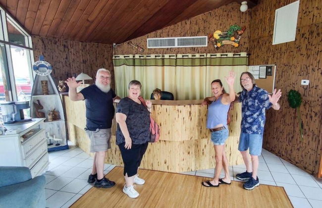 Kon Tiki Inn - Foto 4