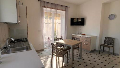 Alyssa - Foto 3, stove