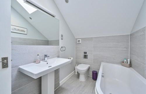 SandPipers Luxury hot tub lodge with 2 ensuites a private Sauna & BBQ terrace - Foto 9