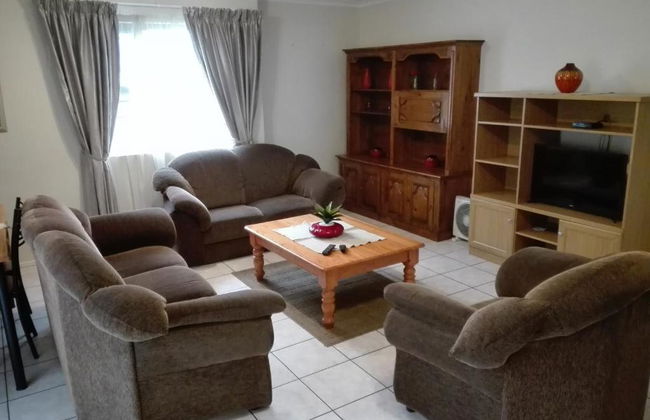 Serengeti Self Catering Units - Photo 19