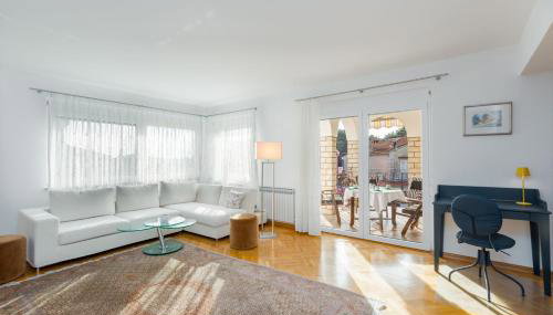 Elegant two-bedroom apartment with terrace in Rovinj - Foto 2