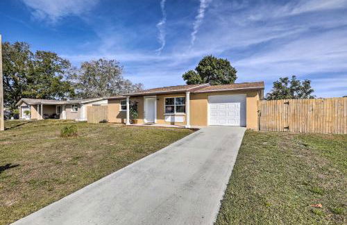 Family Home with Lanai and Yard in Port Richey! - Foto 26