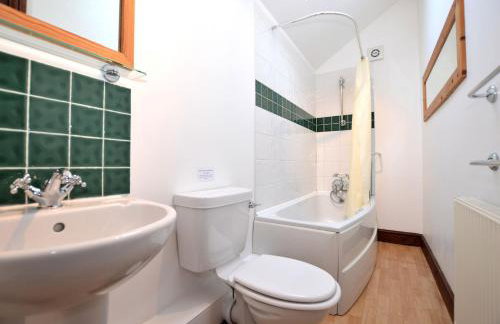 Nuthatch nr Huntsham - Foto 9