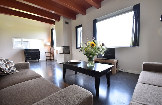 Traditional Villa in Tzummarum near Sea - Foto 11