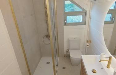 Farmhouse with pool minutes from beach - Photo 29