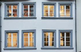 Mond Im Herzen von Monschau - Foto 4