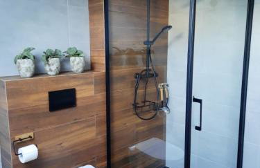 Uroczy apartament z dostępnym parkingiem i ogrodem - Foto 17