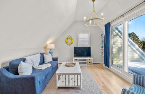 NEW Coastal Retreat w Ocean Views Rooftop Deck - Photo 29