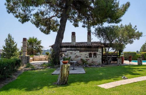 Eco Stone Villa with Private Pool and Jacuzzi - Photo 22