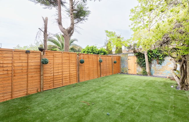 Newly Renovated 3BD Home, Islington! - Foto 44