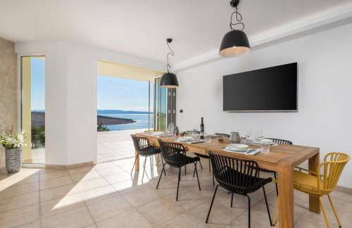 Luxury Villa Oštro with pool & Krk bridge view - Photo 6